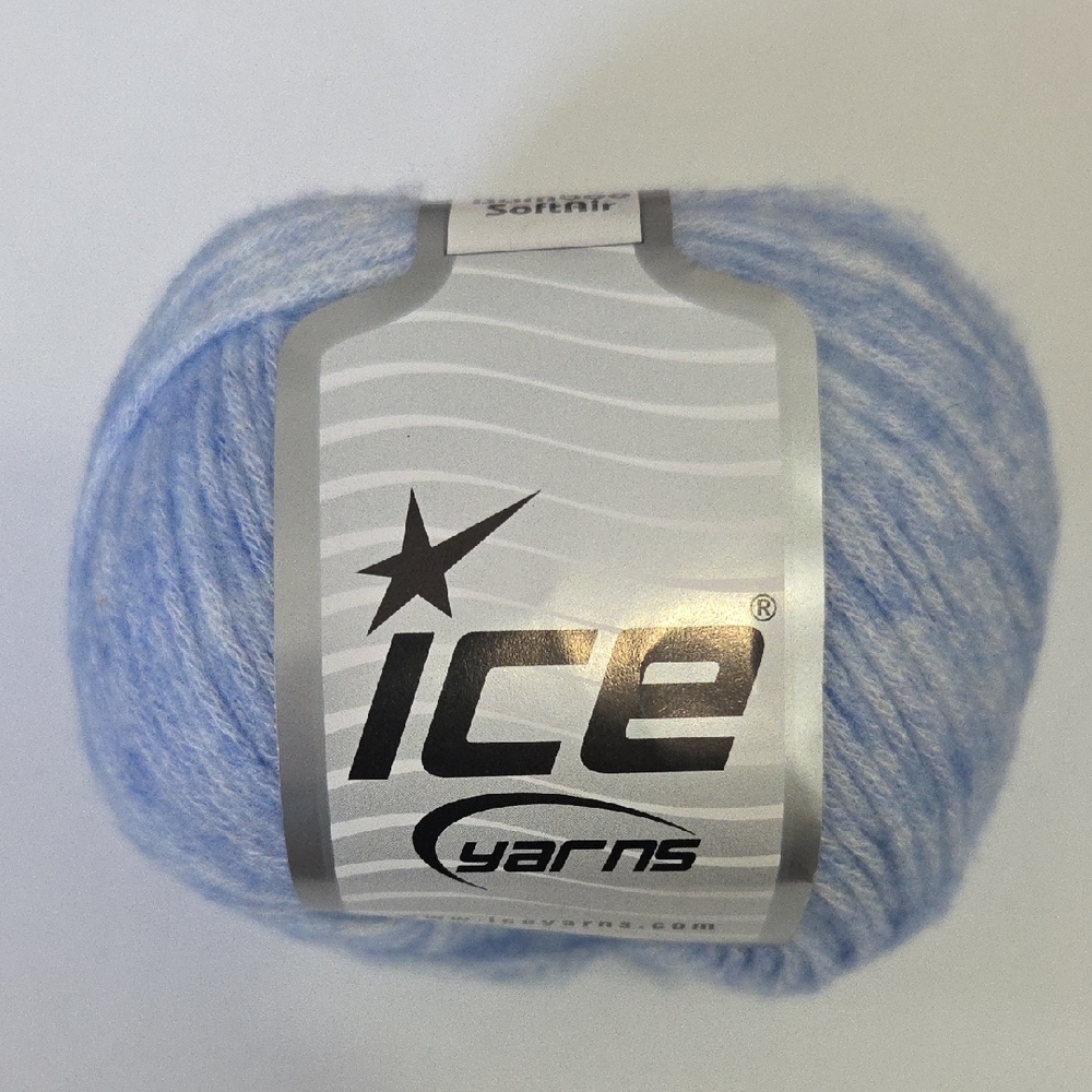 Lot Of 8 Ice Yarns Bamboo Soft Air